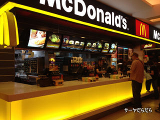 20120323 フードコート 5