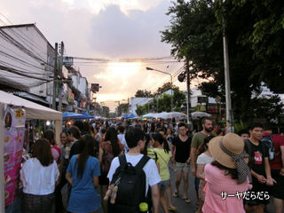 sunday market 1