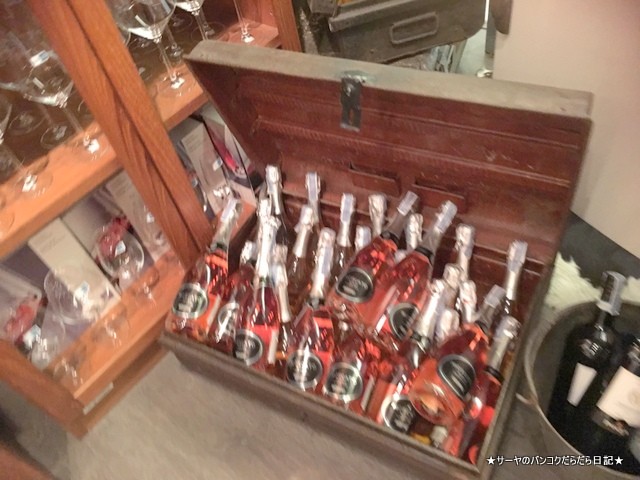 Italian Wine Silom Complex (2)-001