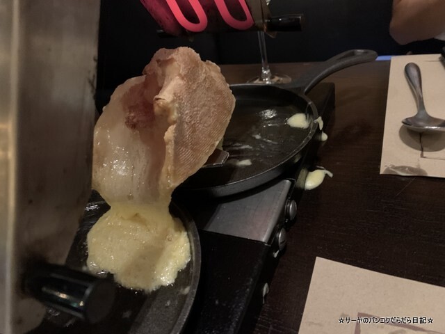 MELTED CHEESE RACLETTE ワインコネクション K Village (10)