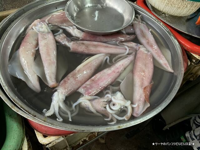 シラチャ朝市場 Muang Si Racha Food Market (7)
