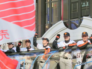 読売巨人軍 3