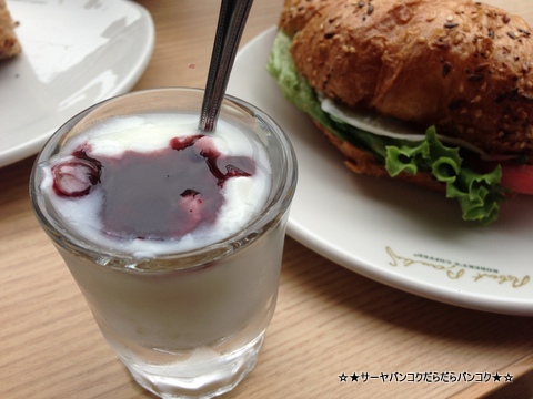ロバーツコーヒー 福岡大名店