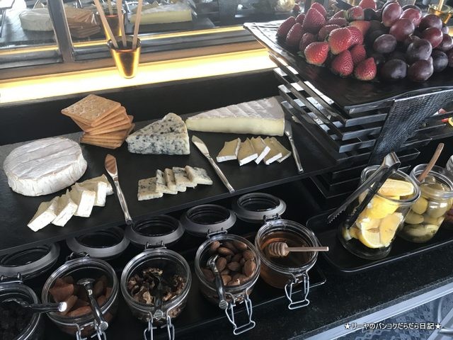 siamatsiam hotel bangkok clublounge breakfast (4)