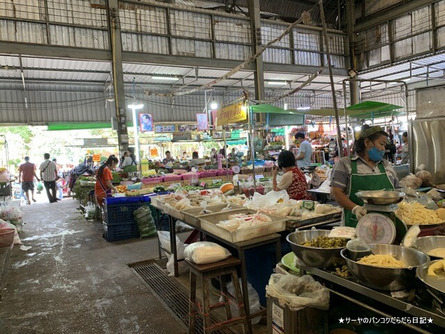 シラチャ朝市場 Muang Si Racha Food Market (15)