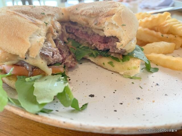 Datwich Cafe ダットイッチ バンコク トンロー カフェ (6)