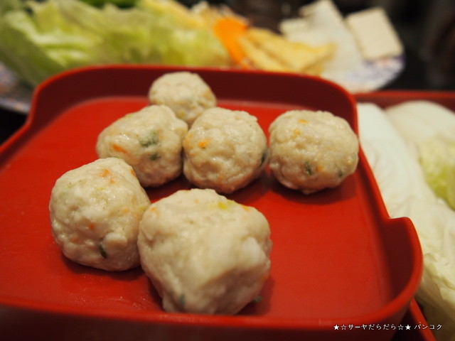 MK タイスキ バンコク 鍋 タイ Hot pot