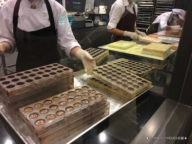 Chocolate Factory (3)