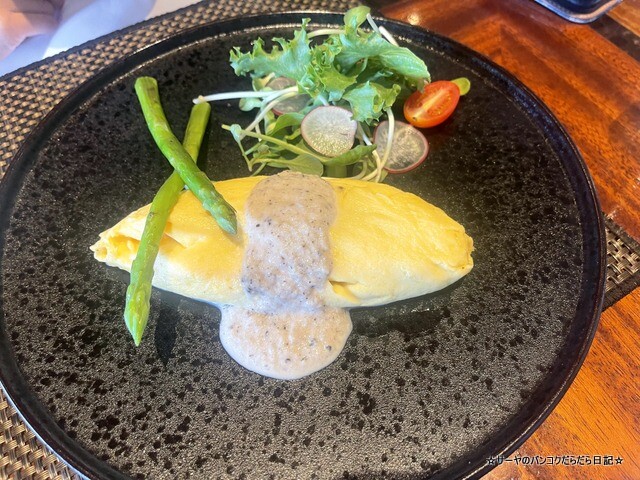 クラウンプラザ 朝食ビュッフェ バンコク (13)