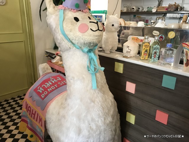 Nahim Cafe x Handcraft bangkok バンコクカフェ (9)