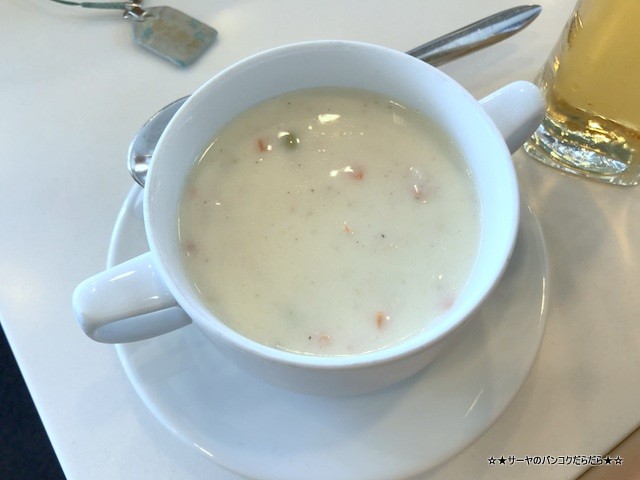 ラウンジFrankfurt 空港 フランクフルト (2)