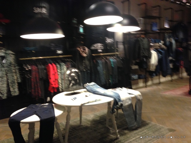 Scotch & Soda Thailand タイ バンコク サーヤ