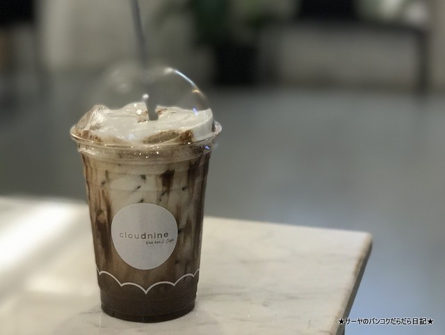 Cloudnine Nail Bar & Cafe バンコク ネイル (2)