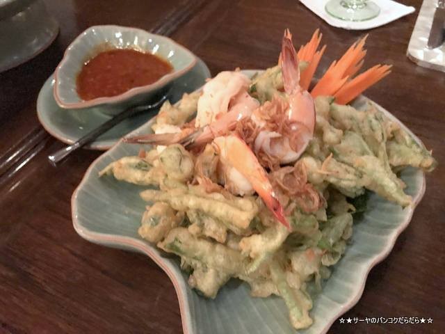Baan Khanitha Gallery バーンカニタ バンコク タイ料理 空心菜