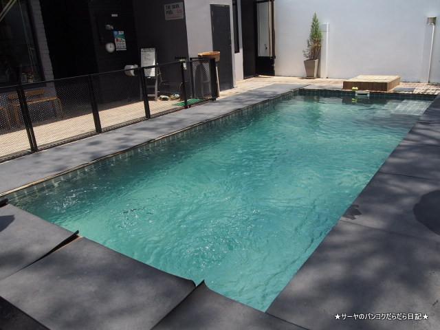 バンコク ドッグラン The Barkyard BKK Sukhumvit