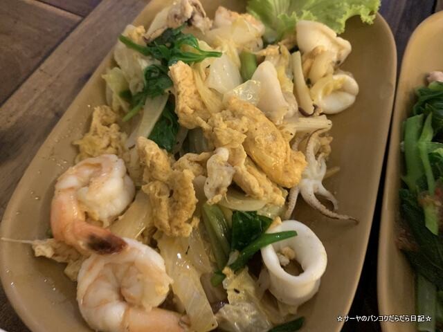 ロールーア タイ料理 バンコク ヌードル (9)