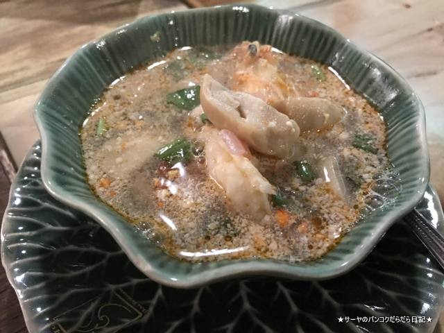 Kinnaree トムヤムクン スープ バンコク おすすめ