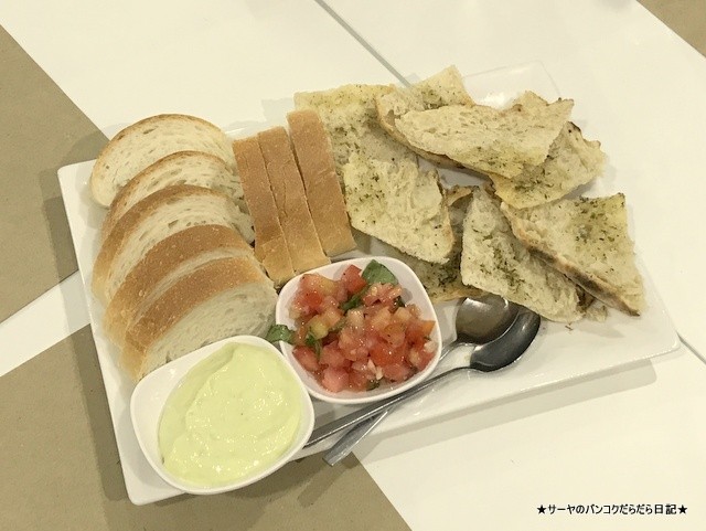 Rosso di Sera Bangkok ピザ 美味しい (3)