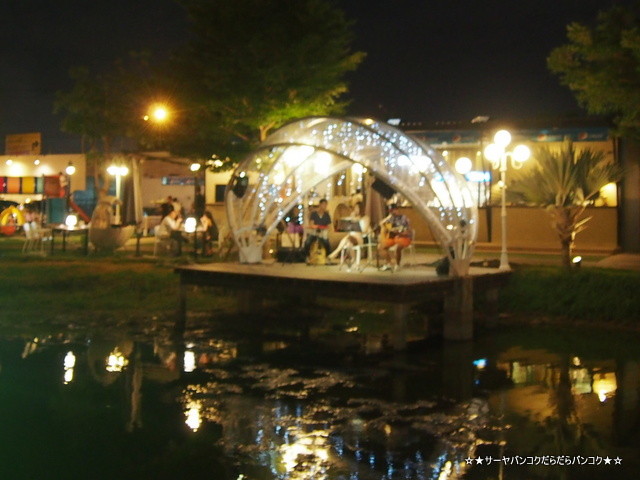 View Dee Relax & Restaurant バンコク 郊外 タイ料理