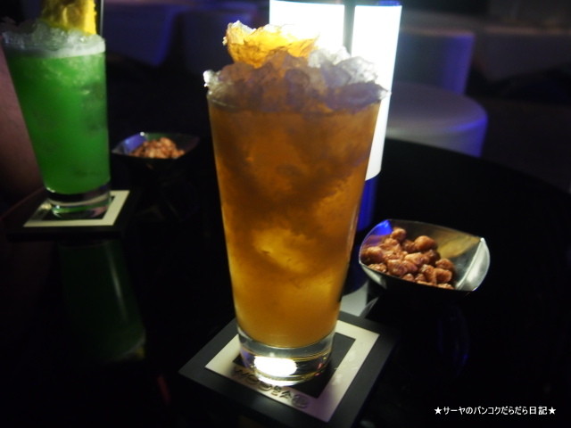 WOOBAR バンコク W hotel オシャレ バー