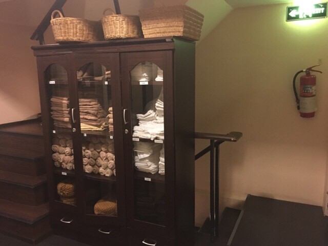 at ease Sukhumvit 39 上野