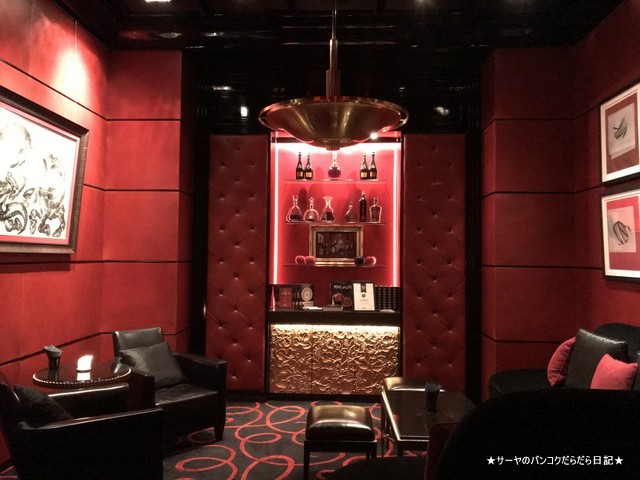 L'Atelier de Joel Robuchon ロブション バンコク ミシュラン (2)