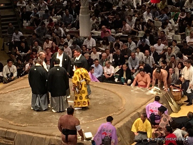 錦木 相撲 両国 伊勢ノ海