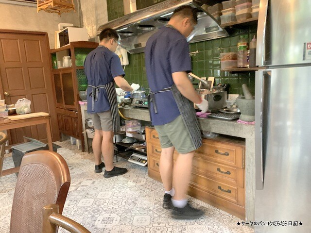 ラーク Rark Authentic Thai Cuisine (7)