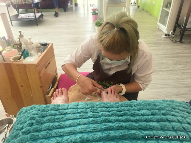 Debborah Nail Spa Sukhumvit Soi49 デッボラー ネイル