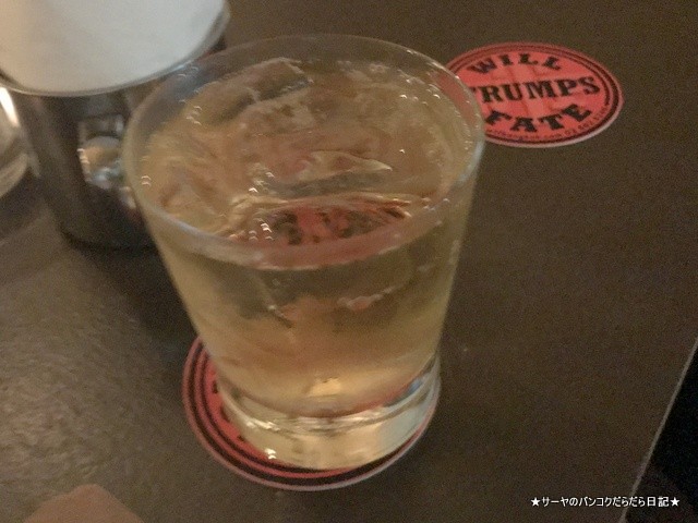 WTF Gallery Cafe トンロー バー ファラン (3)