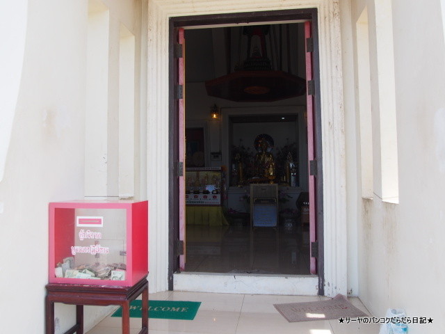 カオタキアップ寺 Khao Takiab Temple