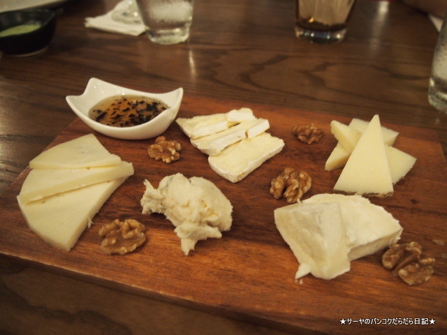Thyme Bangkok 巨大 パエリヤ (9)