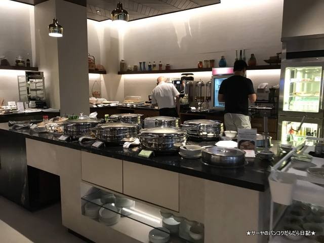 SilverKris Lounge シンガポール航空 バンコク スワナプーム (5)