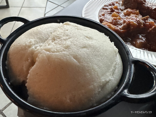 【Makai Bar and Restaurant】　at　Livingstone, Zambia　～ザンビアのローカルフードを食べられるレストランバー～