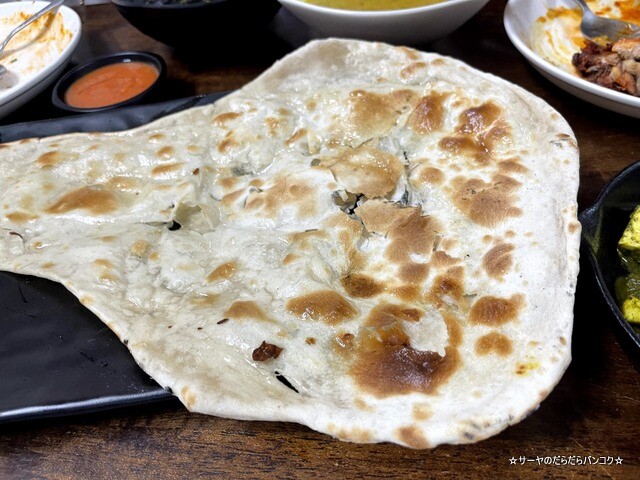 Himalaya Restaurant Bangkok ヒマラヤレストラン (16)
