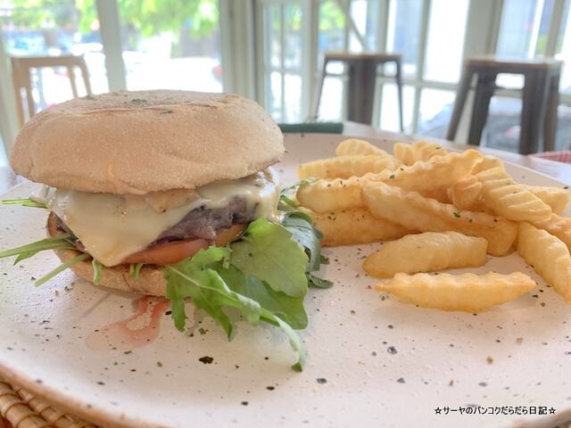 Datwich Cafe ダットイッチ バンコク トンロー カフェ (3)