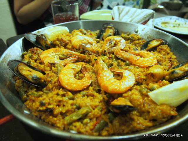 Barcelona Gaudi Restaurant スペイン料理 バンコク