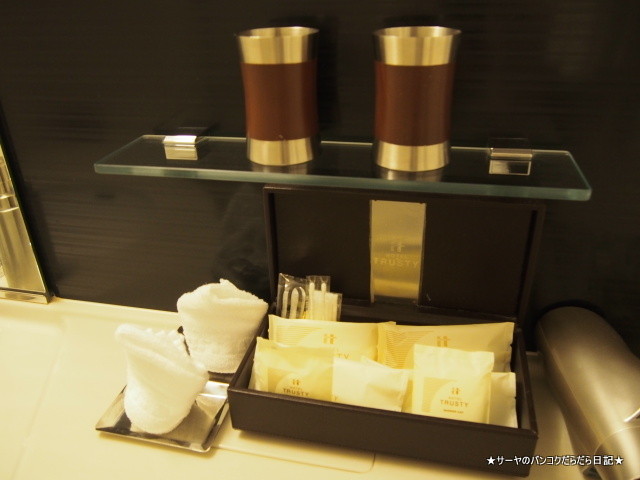 ۥƥȥ饹ƥ尤trusty hotel osaka