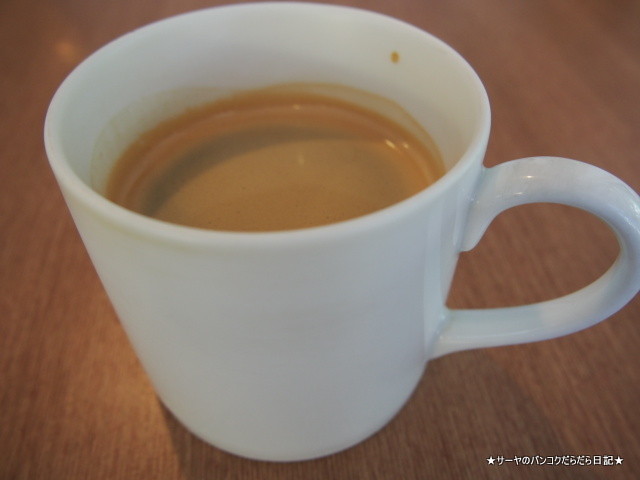 coffee alley at Sukhumvit Soi16 カフェ (3)