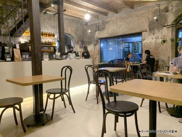 Sarnies Bangkok サーニーズ・バンコク (3)