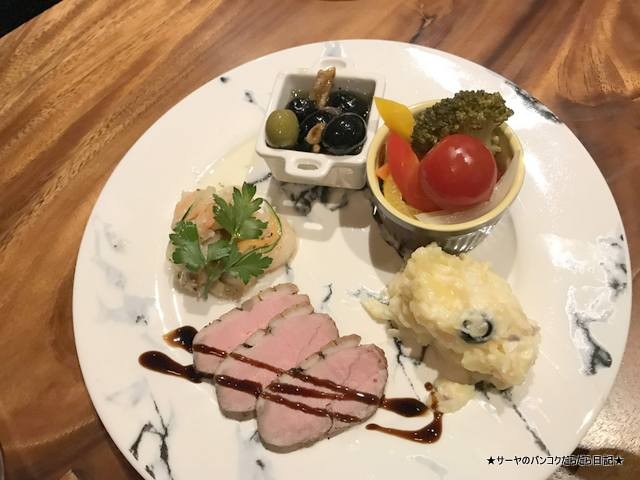 Japanese Bistro POCO A POCO エカマイ 和食 バンコク POCO盛り