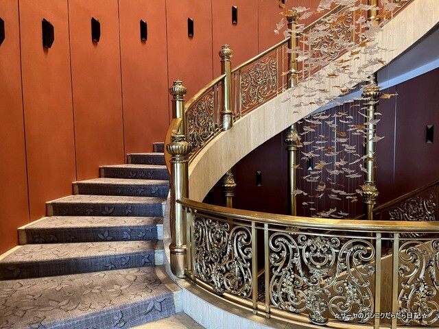 montien hotel bangkok モンティエン スリウォン