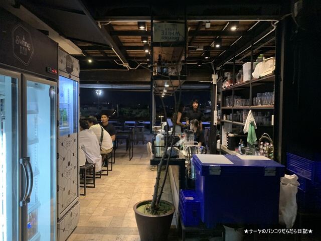 Swing Bar bangkok 大ブランコ バンコク (2)