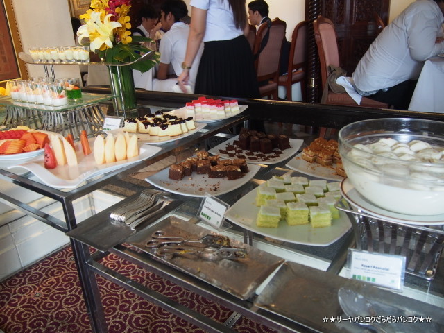 tandoor holiday inn silom バンコク インド