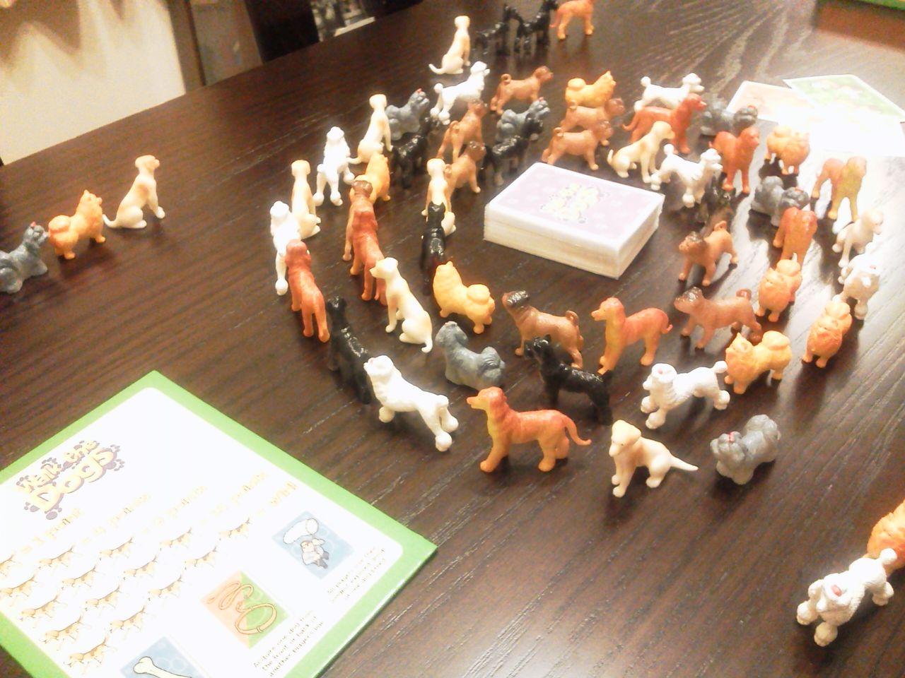 ボードゲーム レビュー 評価 犬の散歩 Walk The Dogs あそびつながるラボ おすすめのボードゲーム紹介ブログ