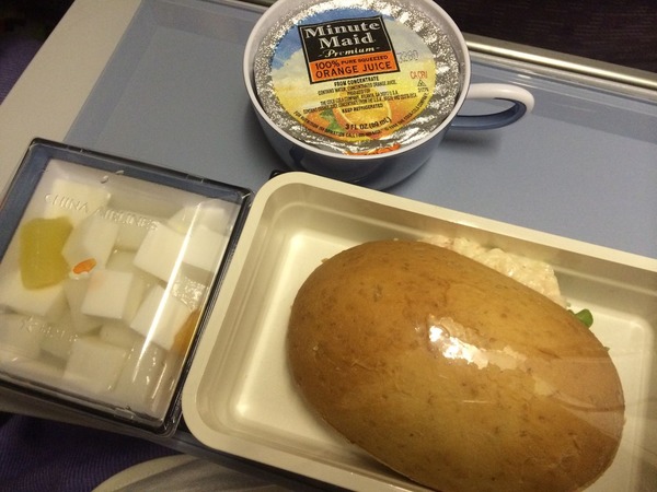 機内食(往路 2食目)