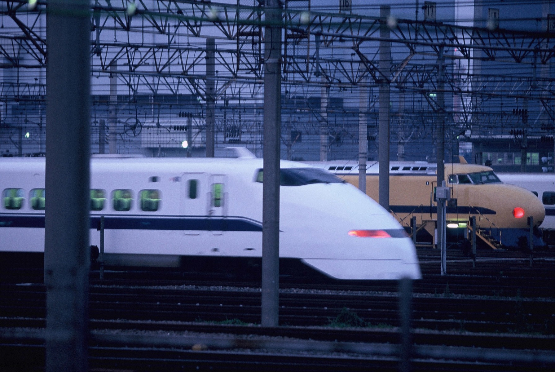 094-021