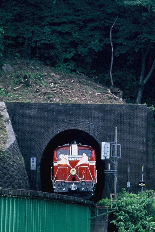 069-016 (2)