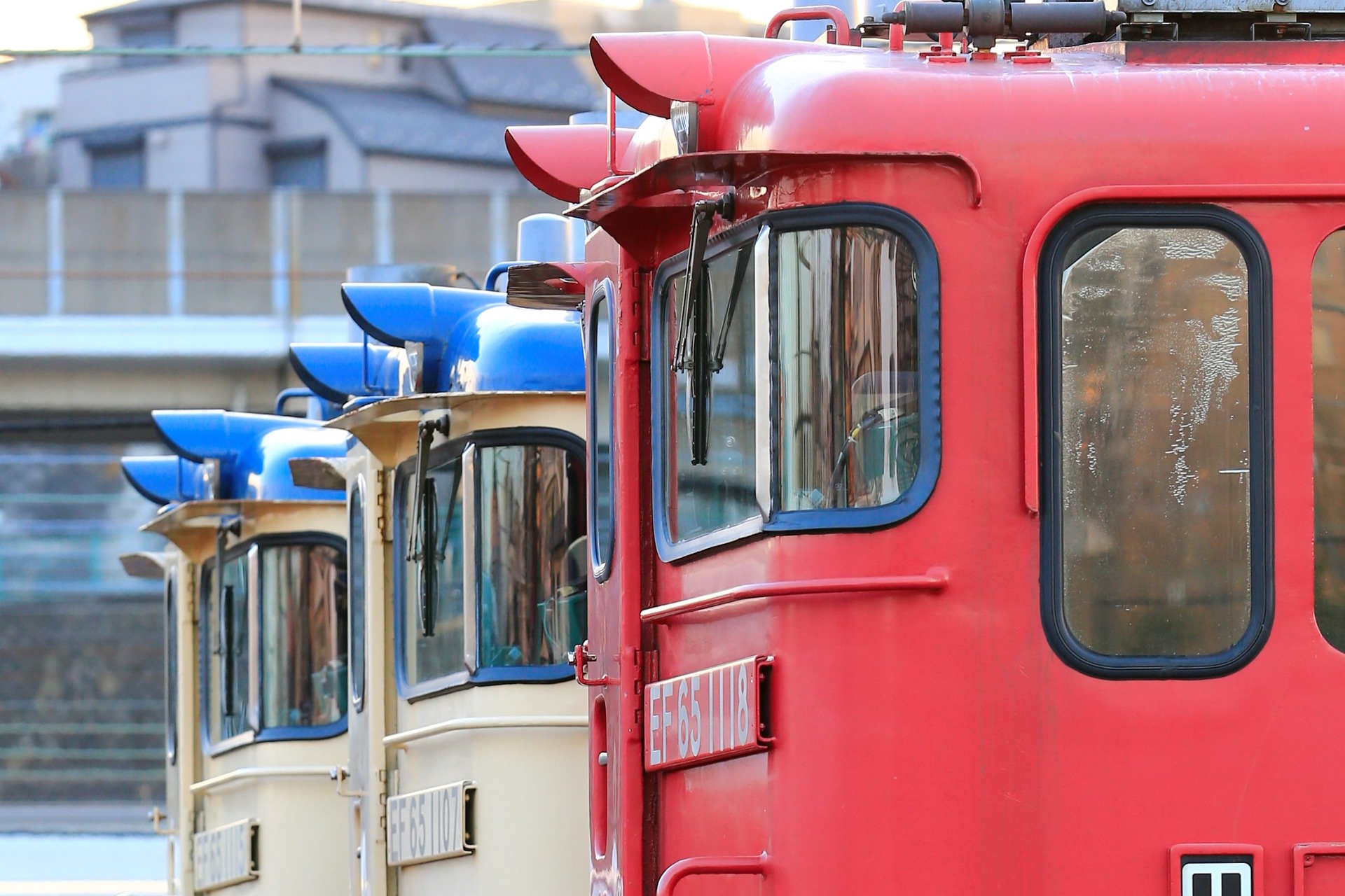 ＪＲ　東日本　襟章　社章　ネジ　純銀　国鉄　電車　列車　汽車　機関車　レトロ JR 東日本 襟章 社章 ネジ 純銀 国鉄 電車 列車 汽車 機関車 レトロ