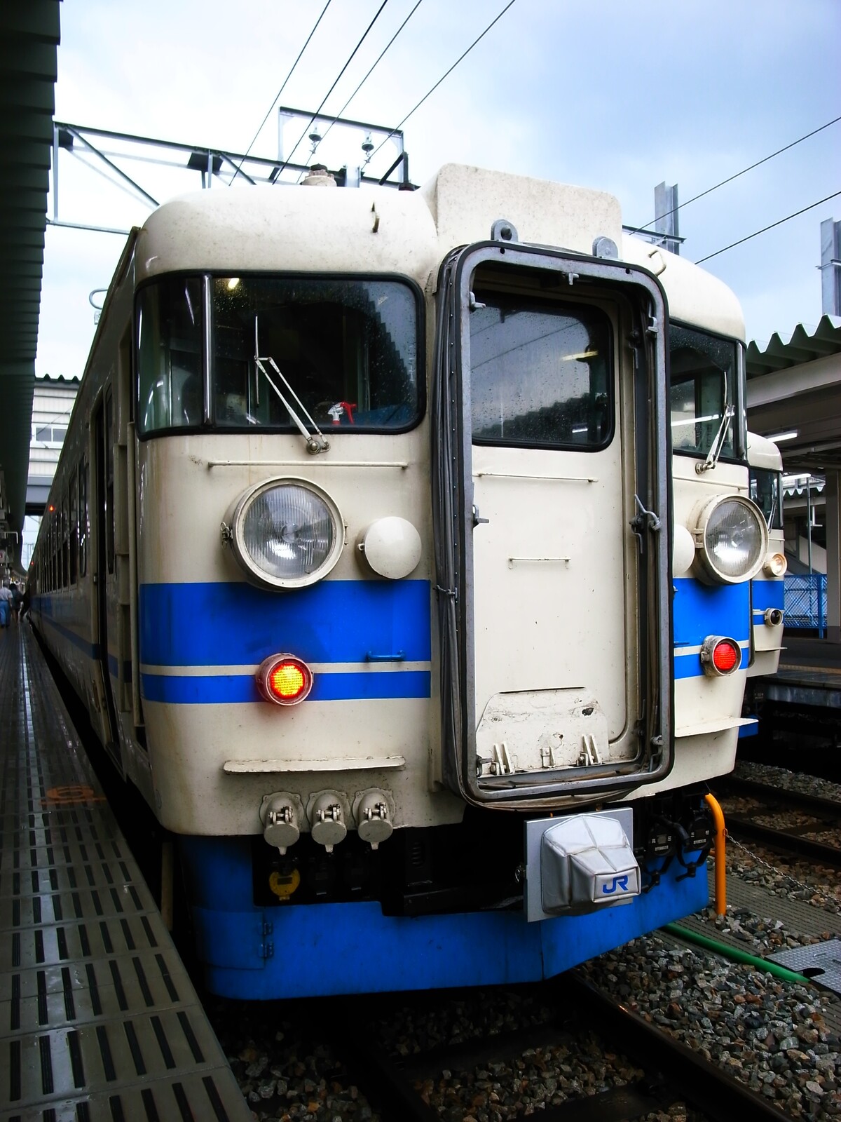 えちごトキめき鉄道413・455系「観光急行」が「新北陸色」に。「交直流急行色」は2026年1月に見納め : ohanefu blog ...